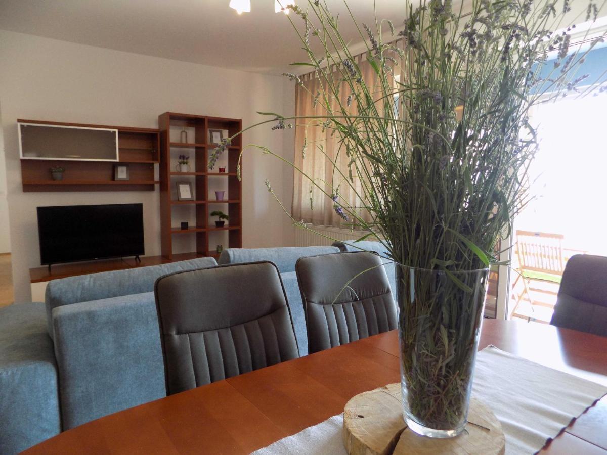 Borna Apartman